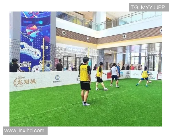 足球巨星街头挑战极限与热爱 为普通球迷带来非凡体验